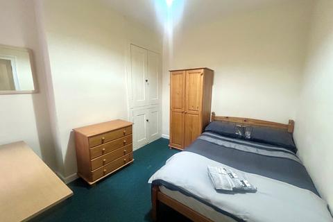 1 bedroom house to rent, Clive Road, Portsmouth, PO1