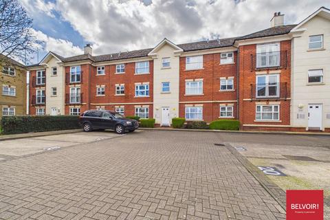 1 bedroom flat for sale, Stapleford Close, Chelmsford, Essex CM2