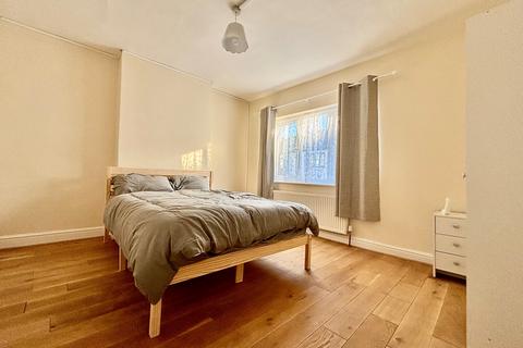 undefined, Gillingham Road, Gillingham, ME7