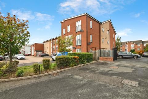 2 bedroom apartment for sale, Kingfisher Way, Tipton