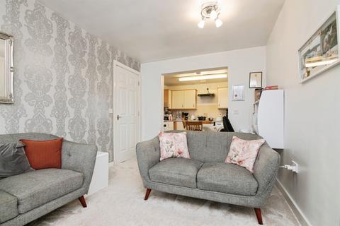 2 bedroom apartment for sale, Kingfisher Way, Tipton