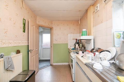 3 bedroom semi-detached house for sale, Wrens Nest Road, Dudley