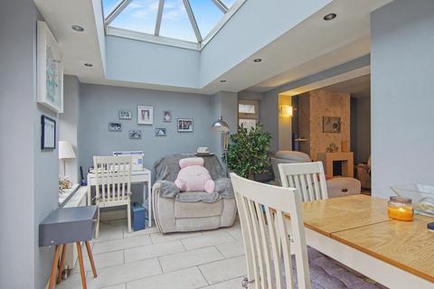 2 bedroom semi-detached bungalow for sale, Durham Crescent, Allesley, CV5