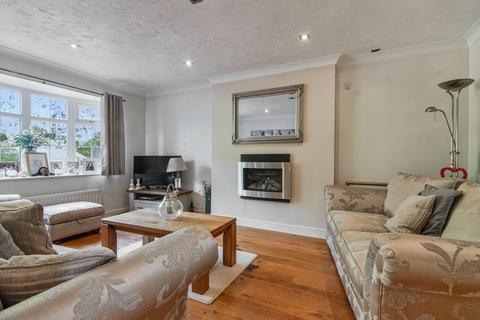 4 bedroom detached house for sale, Grovefield Crescent, Balsall Common, CV7