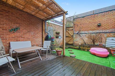 3 bedroom terraced house for sale, Cromdale Close, Nuneaton, CV10