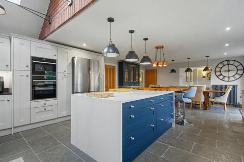 5 bedroom detached house for sale, Ten Shilling Drive, Coventry, CV4