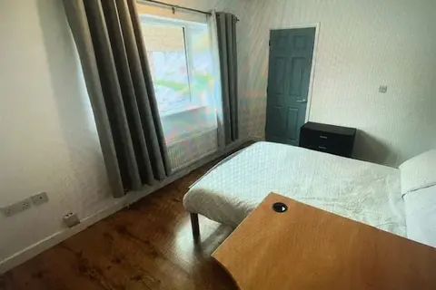 3 bedroom house to rent, Manton Crescent, Nottingham, NG9
