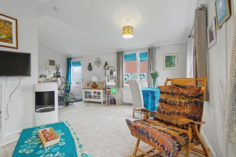 2 bedroom mobile home for sale, Mill Farm Park, Bulkington, CV12