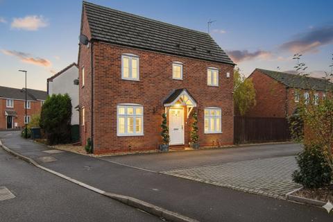3 bedroom semi-detached house for sale, Endicott Bend, Coventry, CV4