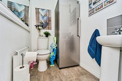 undefined, Braybrook Crescent, WEST BROMWICH