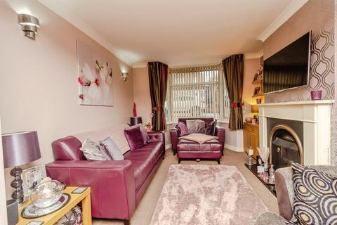 3 bedroom semi-detached house for sale, Oldbury Street, Wednesbury