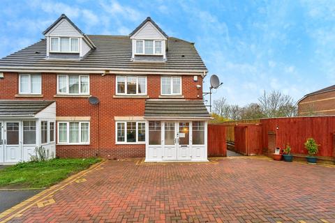 6 bedroom semi-detached house for sale, Narel Sharpe Close, Smethwick