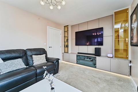 3 bedroom detached house for sale, The Parade, West Bromwich