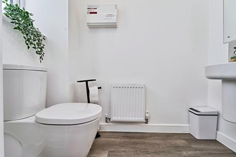 3 bedroom detached house for sale, The Parade, West Bromwich