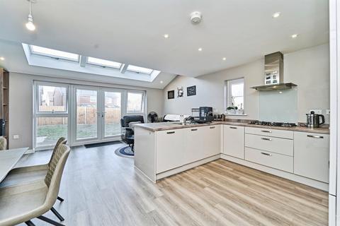 3 bedroom detached house for sale, The Parade, West Bromwich