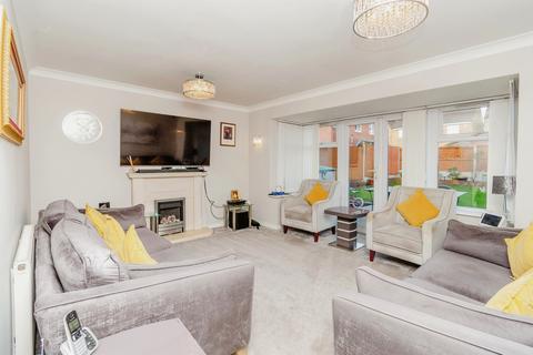 5 bedroom detached house for sale, Yale Road, Willenhall