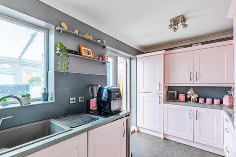 undefined, Wheatcroft Gardens, Rushden