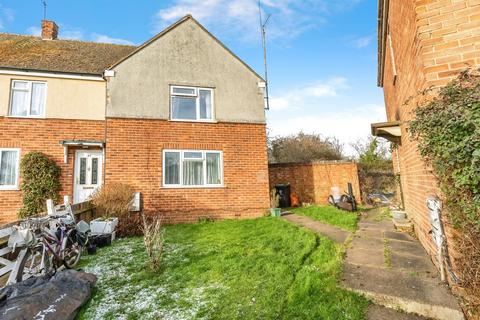 undefined, Grombold Avenue, Raunds, Wellingborough