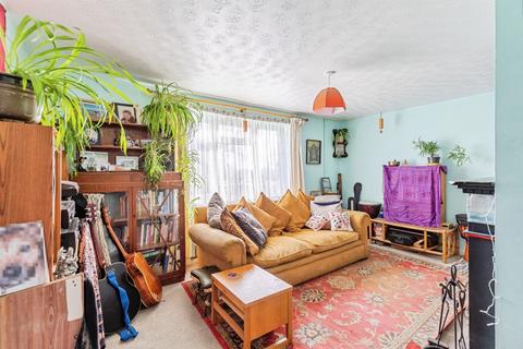 undefined, Grombold Avenue, Raunds, Wellingborough