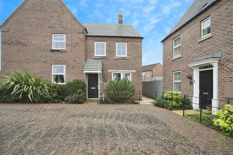 undefined, Coltsfoot Close, RUGBY