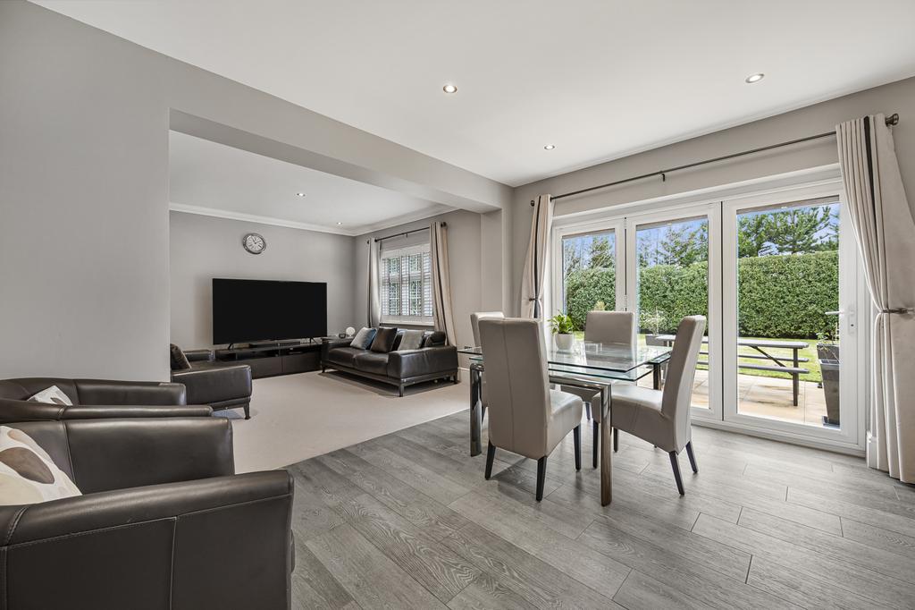 Dining/Living Room