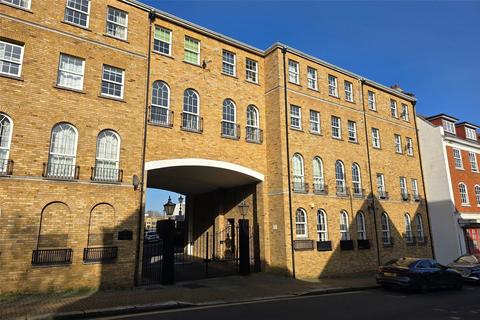 2 bedroom apartment to rent, Edward Square, Rotherhithe, SE16