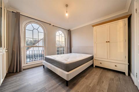 2 bedroom apartment to rent, Edward Square, Rotherhithe, SE16
