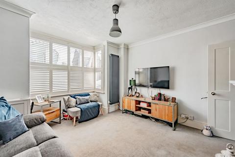 3 bedroom semi-detached house for sale, Osborne Road, Redhill