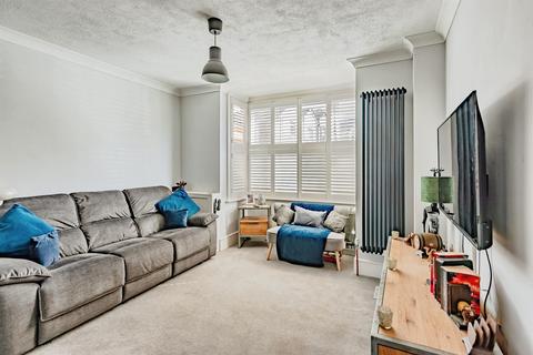 3 bedroom semi-detached house for sale, Osborne Road, Redhill