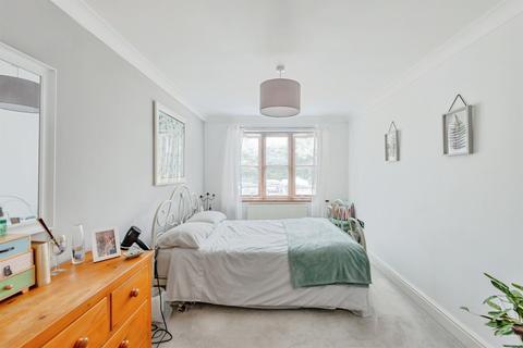 undefined, Wonham Place, Godstone