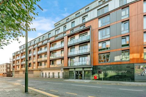 2 bedroom apartment for sale, Queensway, Redhill