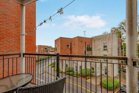 undefined, Canalside, Redhill