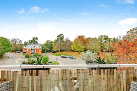 undefined, Foxboro Road, Redhill