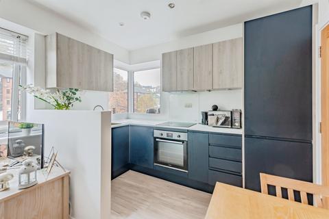 1 bedroom apartment for sale, Brighton Road, Redhill