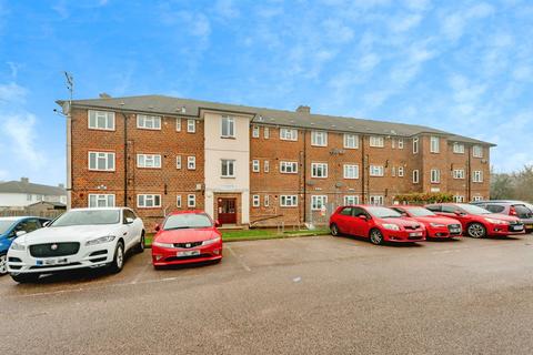 2 bedroom apartment for sale, Radstock Way, Merstham, Redhill
