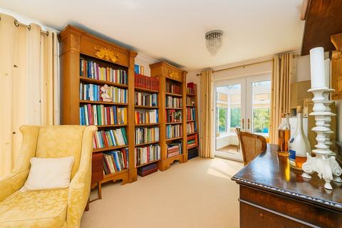 3 bedroom detached house for sale, Hunters Crescent, Romsey