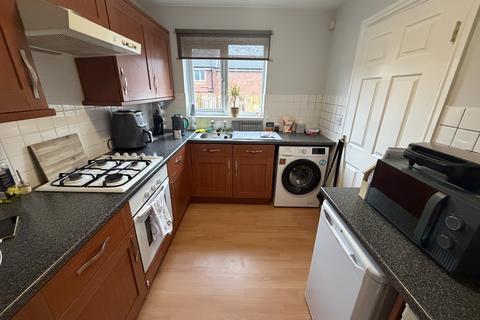 2 bedroom property to rent, Arundel Court, Mansfield, NG19