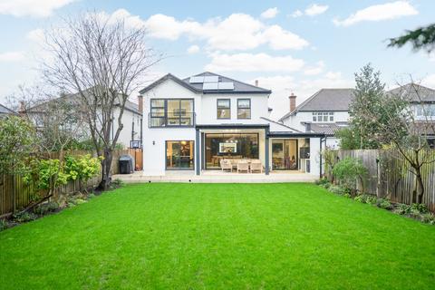 4 bedroom detached house for sale, Garrick Close, Walton-on-Thames, KT12
