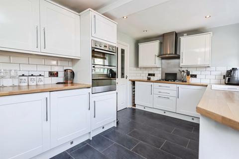 undefined, Blenheim Road, Kingswinford