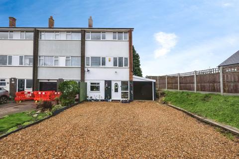 3 bedroom semi-detached house for sale, Wolverhampton Road, Kingswinford