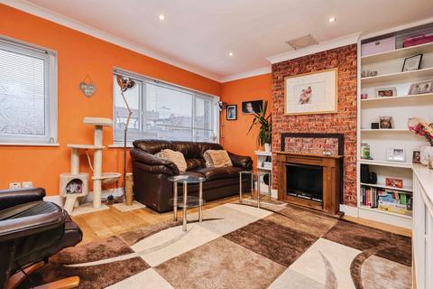 3 bedroom semi-detached house for sale, Wolverhampton Road, Kingswinford