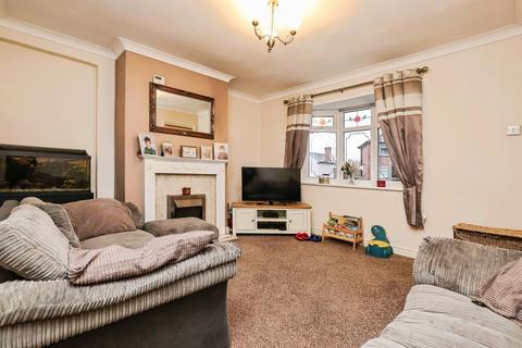 2 bedroom semi-detached house for sale, Hawbush Road, Brierley Hill