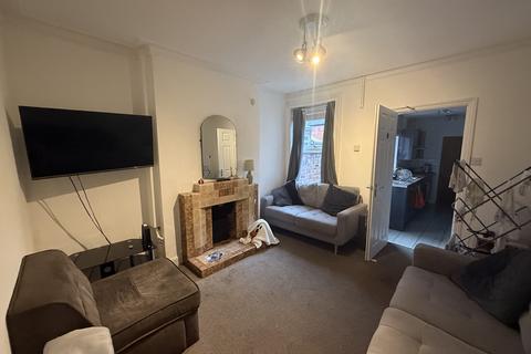 4 bedroom terraced house to rent, Ely Street, Lincoln, LN1