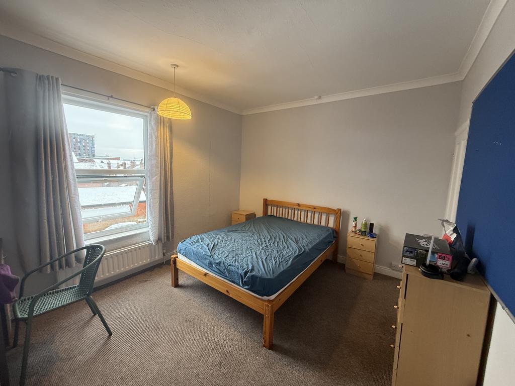 Bed 4