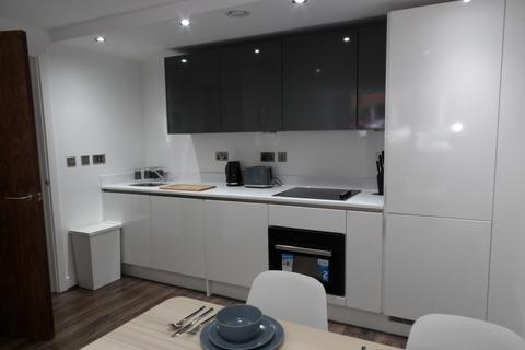 2 bedroom apartment to rent, Madison House, Birmingham, B5