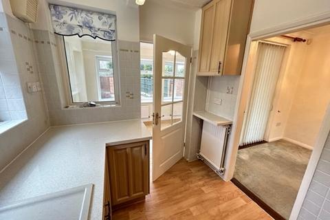 3 bedroom house to rent, Stancliffe Avenue, Nottingham, NG6