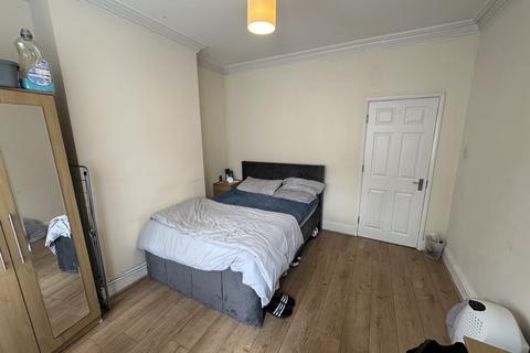 4 bedroom terraced house to rent, Newland Street West, Lincoln, LN1