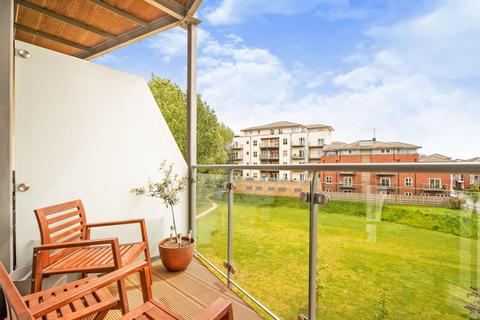 2 bedroom apartment to rent, Andrews Close, Warwick, CV34