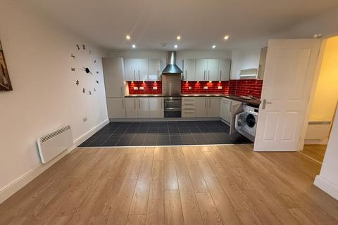 2 bedroom apartment to rent, Andrews Close, Warwick, CV34