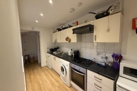 3 bedroom terraced house to rent, Trollope Street, Lincoln, LN5